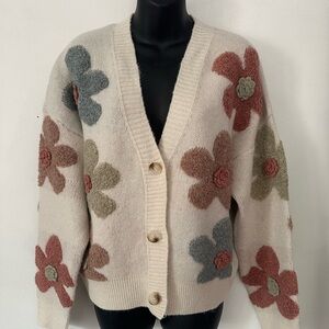Boutique Chunky Knit Flower Cardigan